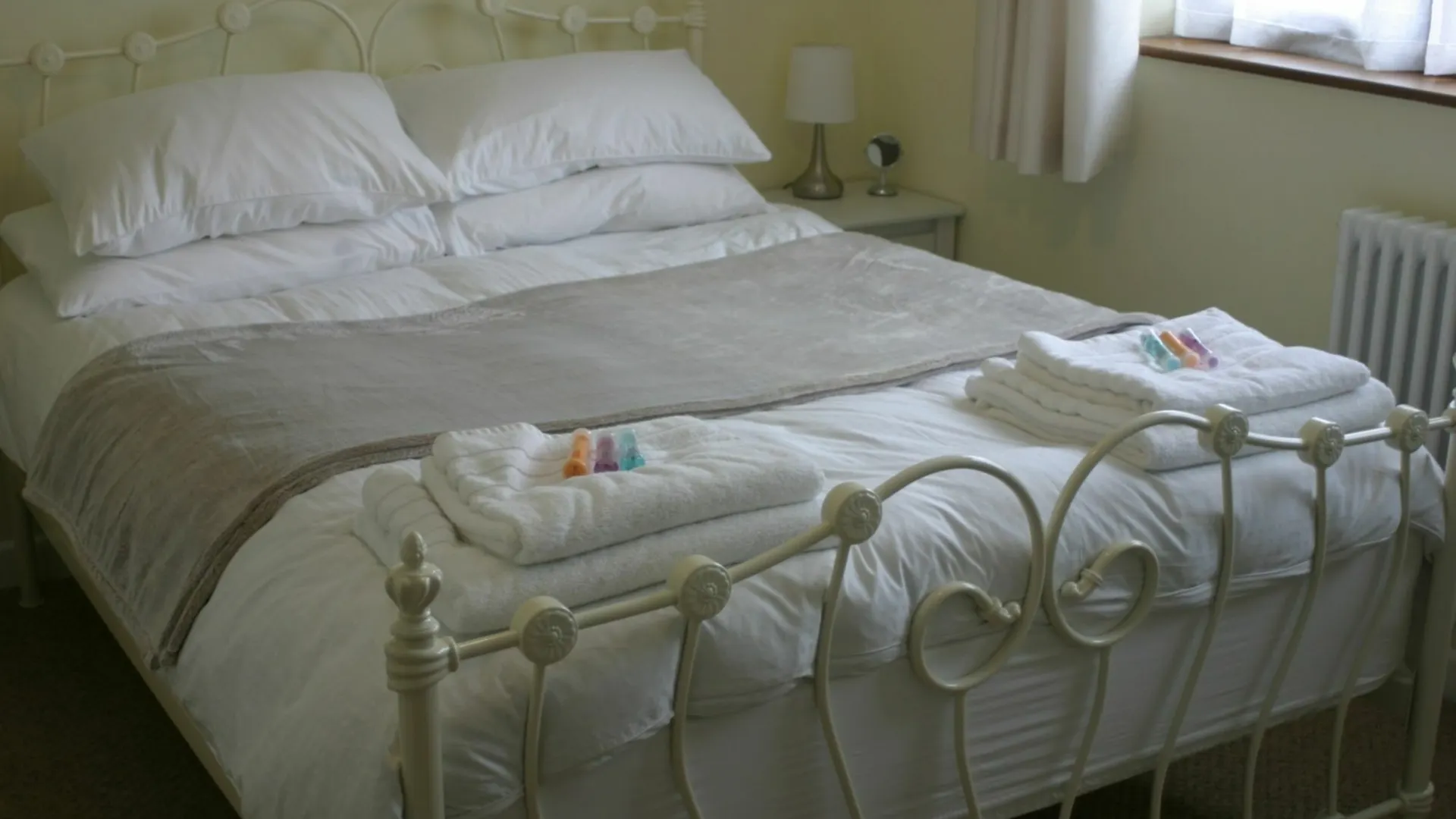 Yew Tree B And B Hotel Southampton